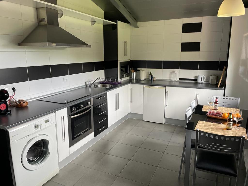 Apartamentos Los Tojos Colsa Ngoại thất bức ảnh